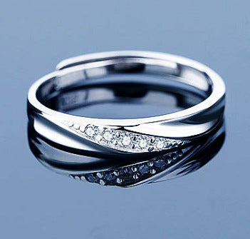 Crossing Intertwined Couple Ring