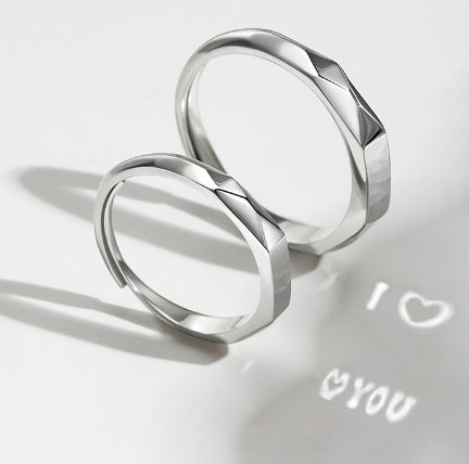 Ring Light Reflect Love Pattern